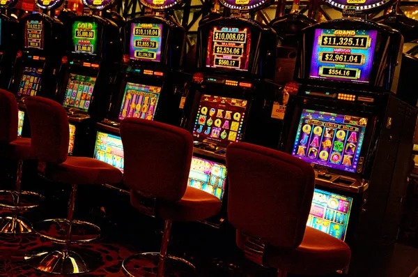 Live dealer blackjack table on mimpi88 with bet slip visible